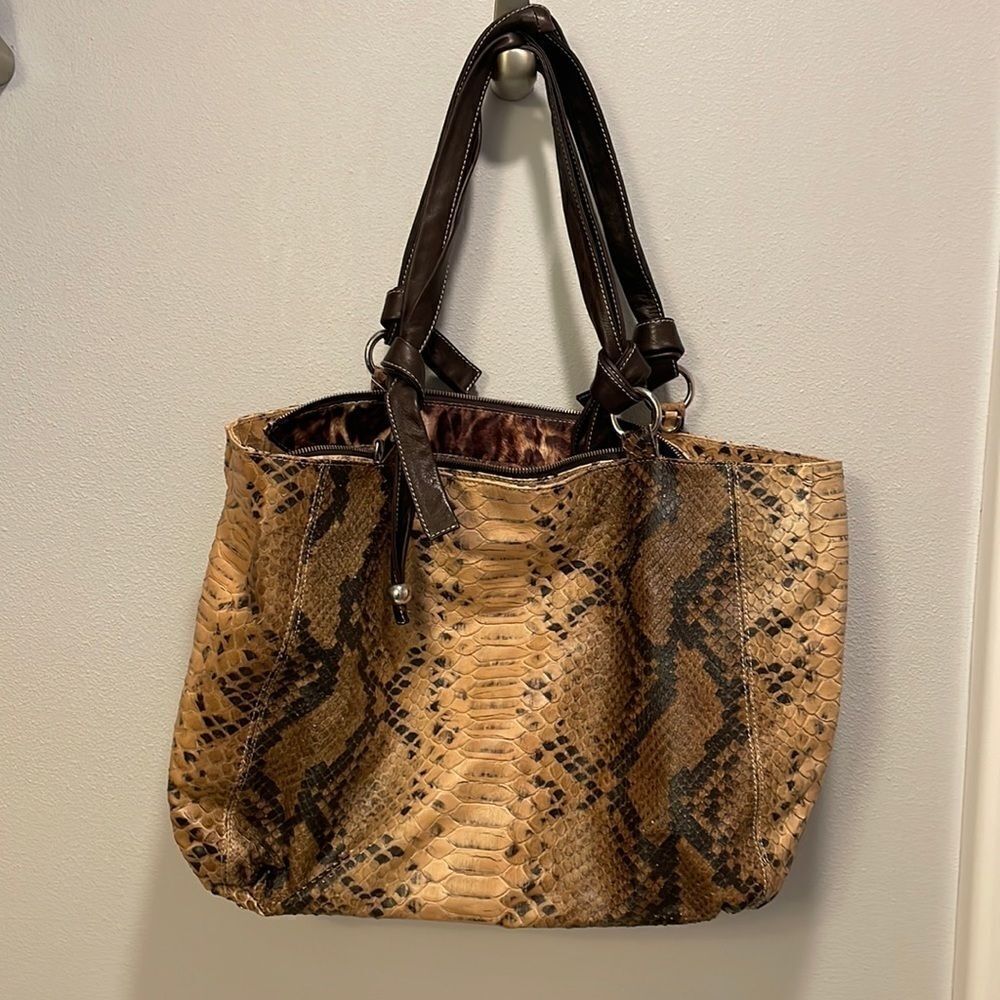 CAVALCANTI woman’s leather purse